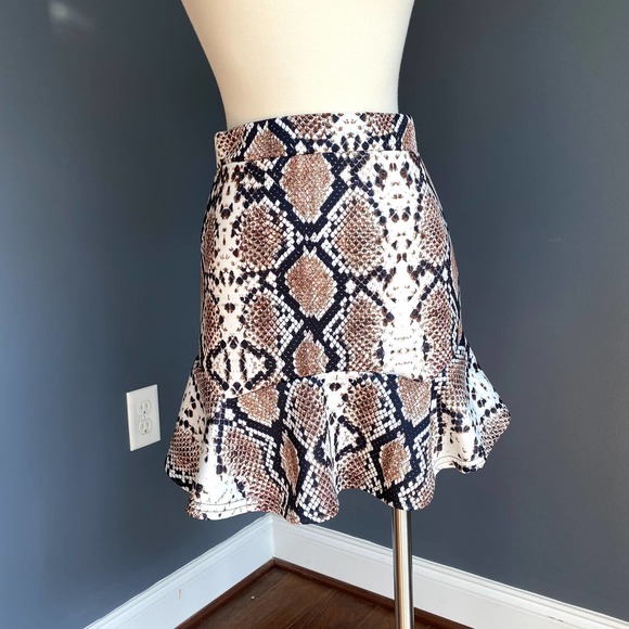 High waisted snake print mini skirt - Picture 1 of 7